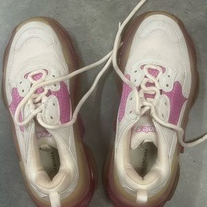 BALENCIAGA Triple S Sneakers